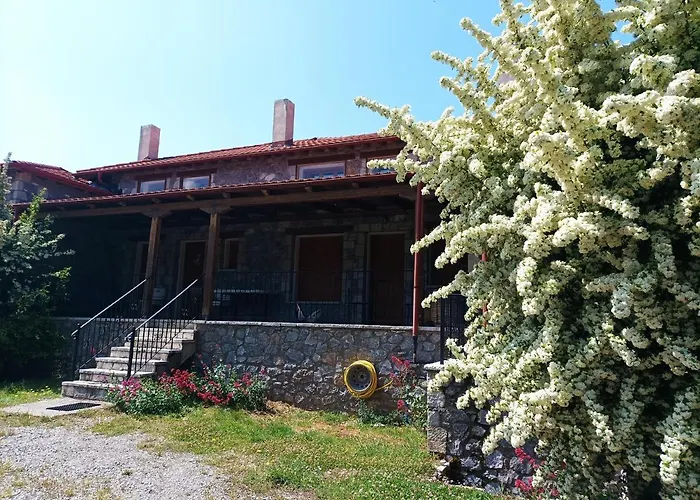 Diminio 4 Whole House Chalet