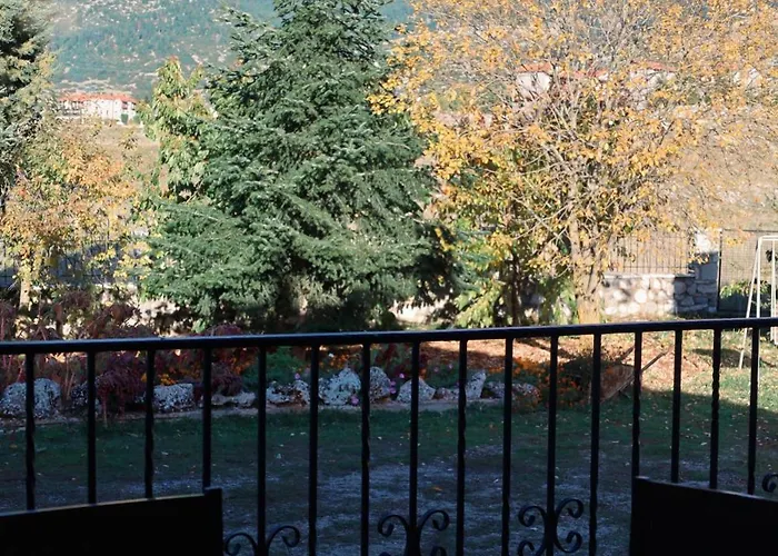 Diminio 4 Whole House Chalet